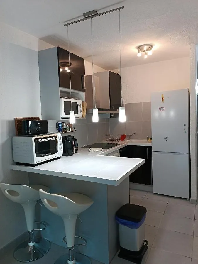 Le Corinthe Studio Apartment Antibes 0*,  Francja